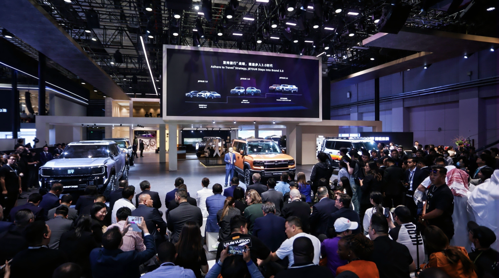 JETOUR تكشف عن هندسة GAIA الذكية للطرق الوعرة، وتعرض G700 و G900 في معرض شنغهاي للسيارات